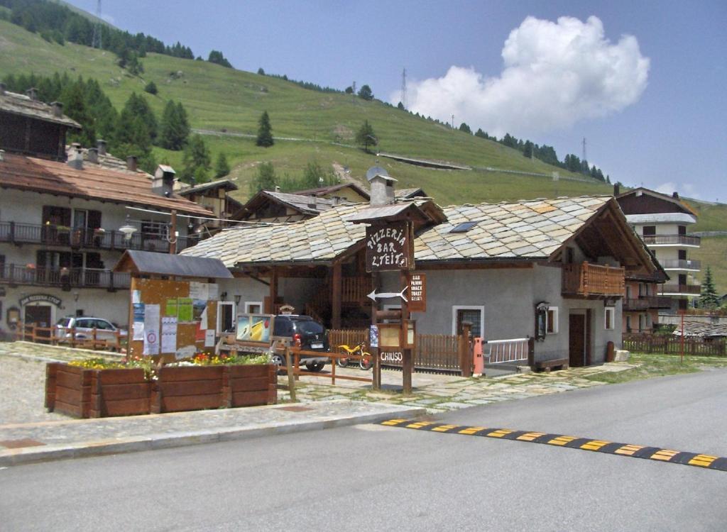 Apartamento Residenza L'Teit Colle Colle Sestriere Exterior foto